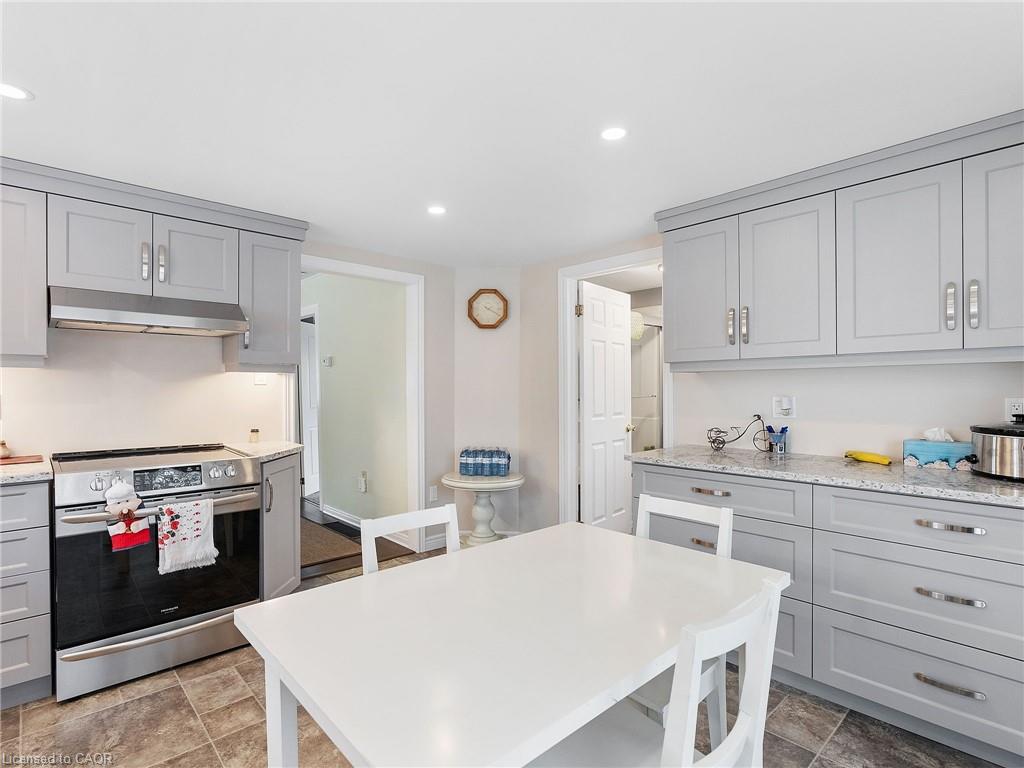 7 Park Street Property Photo 20