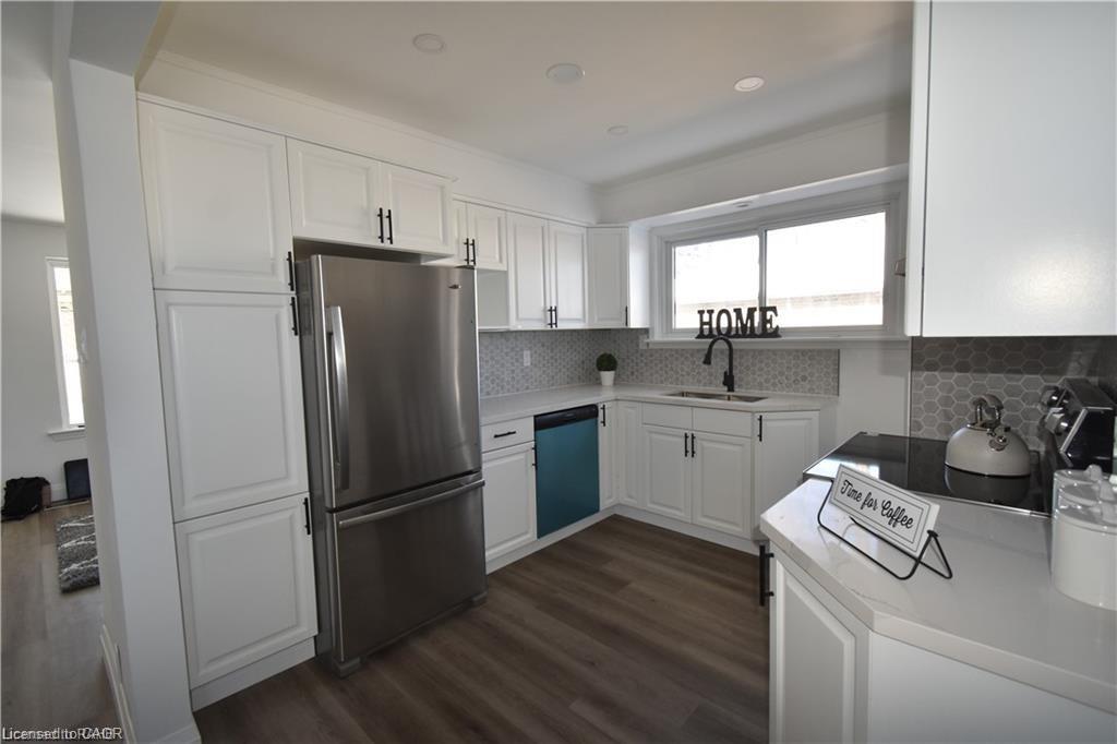 346 Brompton Avenue Property Photo 1