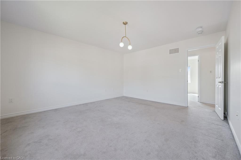 267 Grovehill Crescent Property Photo 22