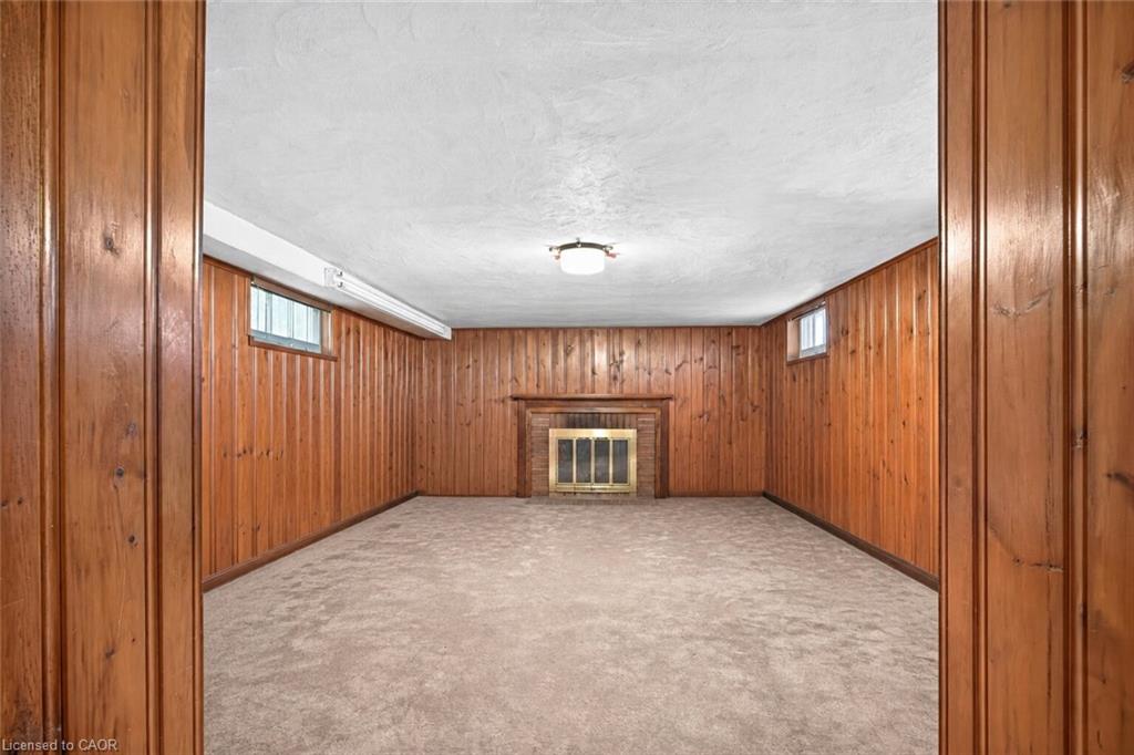 3947 Bloor Street W Property Photo 23