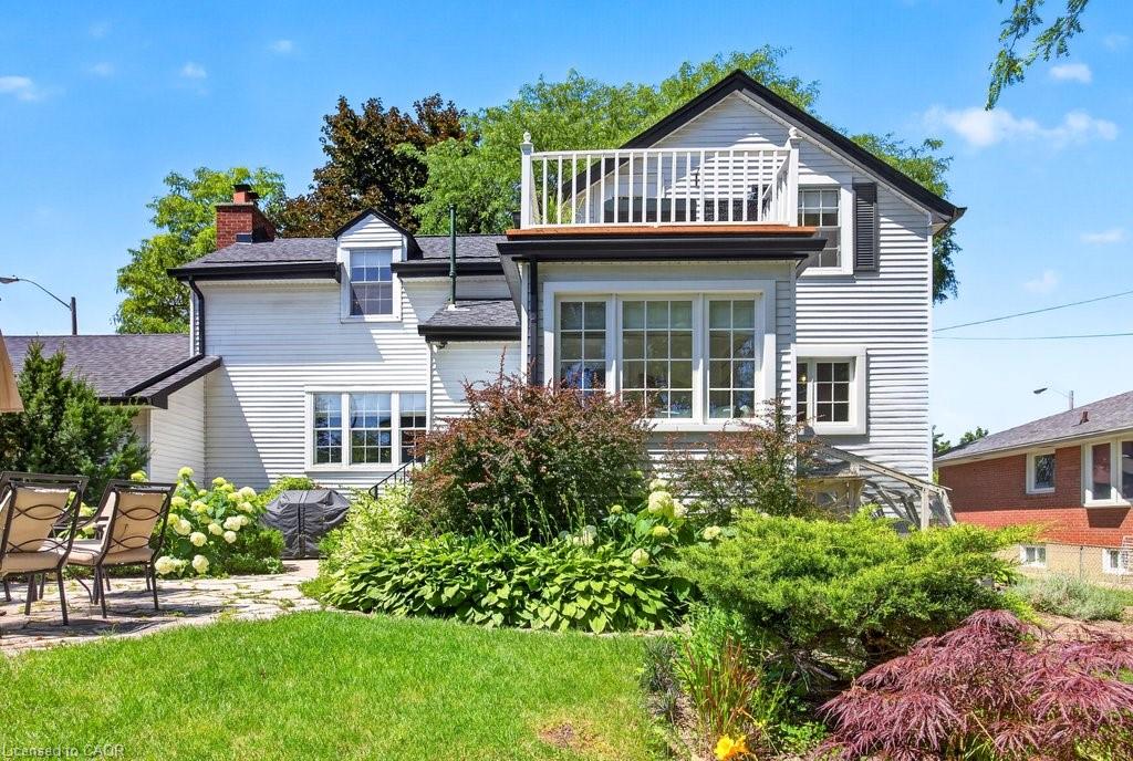 3947 Bloor Street W Property Photo 27
