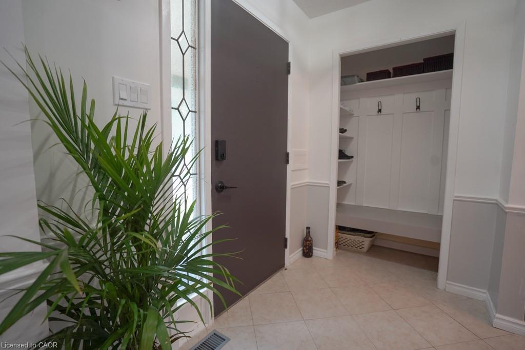 147 Muriel Crescent Property Photo 3