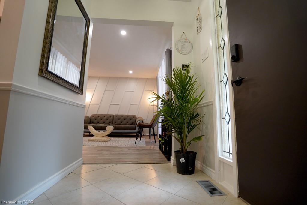 147 Muriel Crescent Property Photo 4