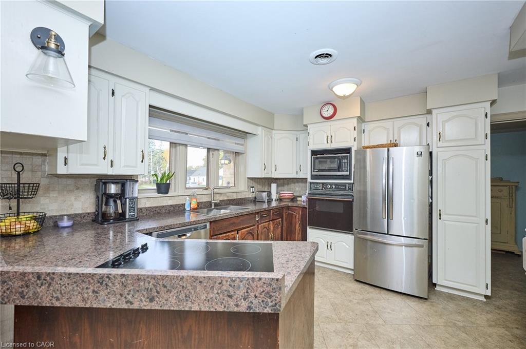 123 Fairview Avenue W Property Photo 10