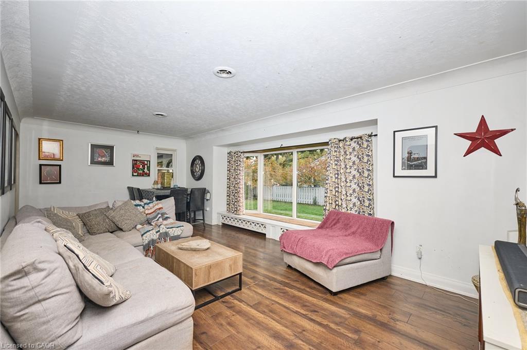 123 Fairview Avenue W Property Photo 16