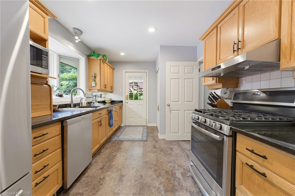 13 Bluebird Place Property Photo 11