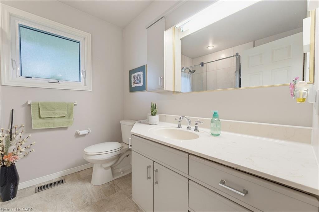 13 Bluebird Place Property Photo 17