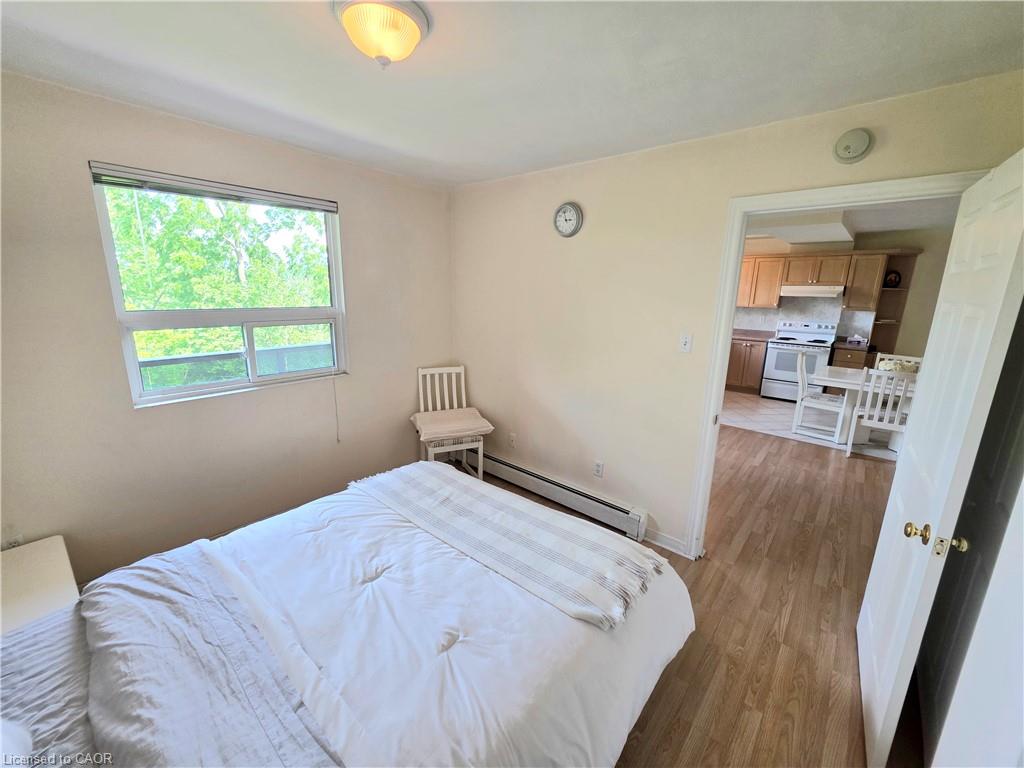 37-2373 King Street E Property Photo 16