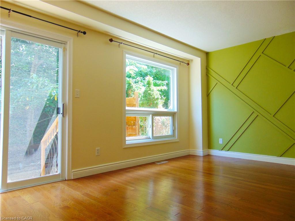 214 Snowdrop Crescent Property Photo 8
