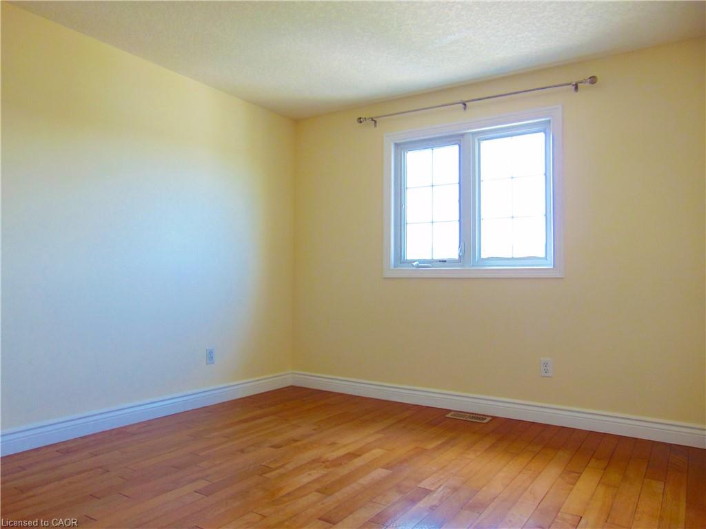 214 Snowdrop Crescent Property Photo 17