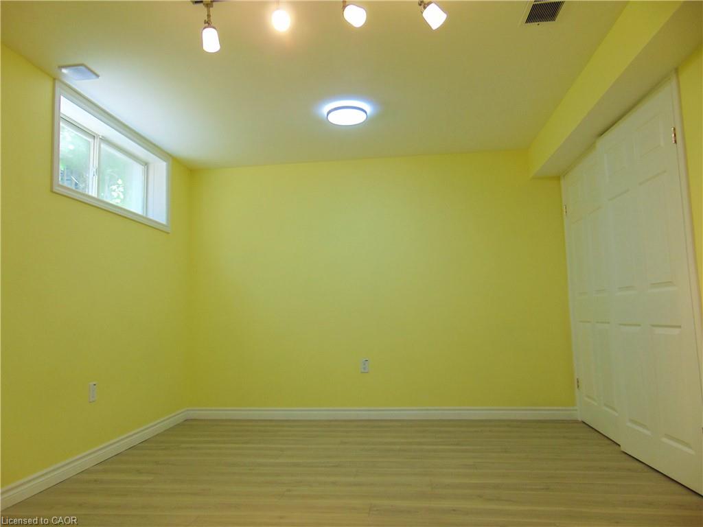 214 Snowdrop Crescent Property Photo 30