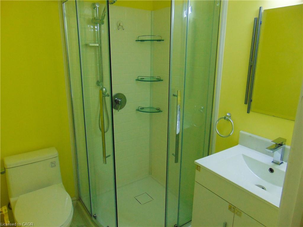 214 Snowdrop Crescent Property Photo 32