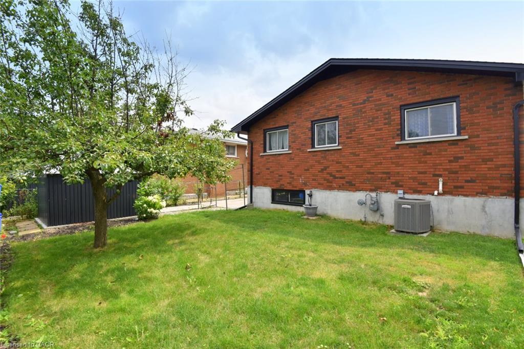 682 Mohawk Road W Property Photo 6