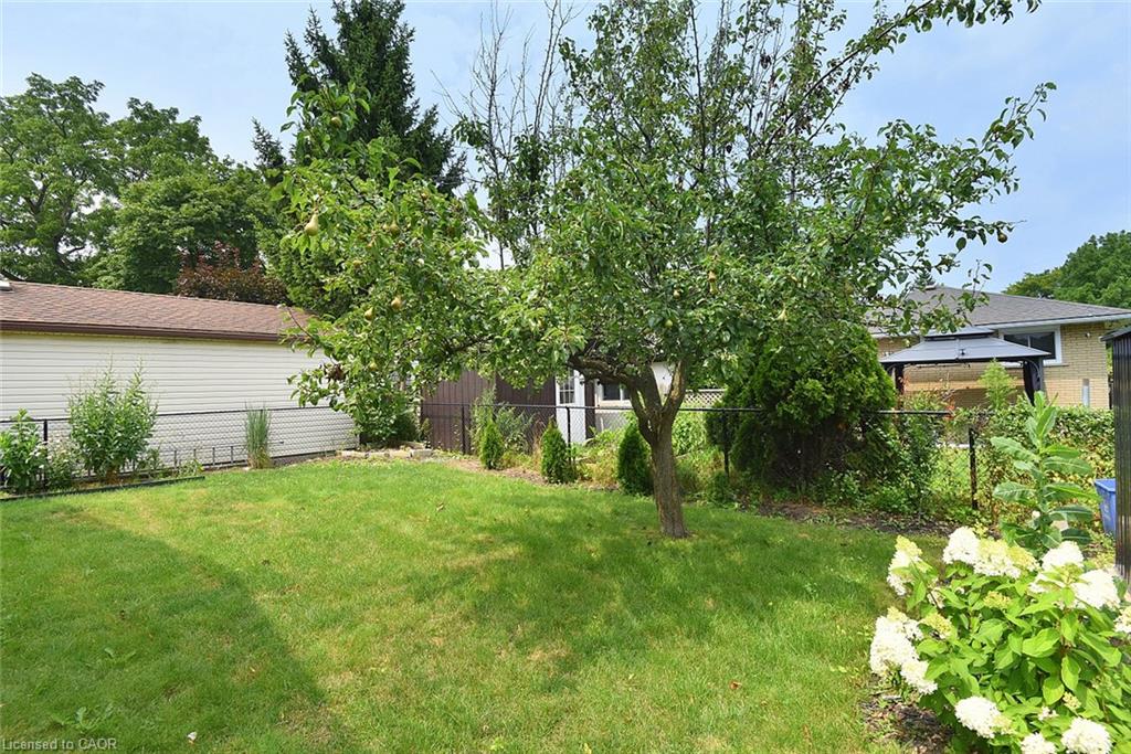 682 Mohawk Road W Property Photo 7