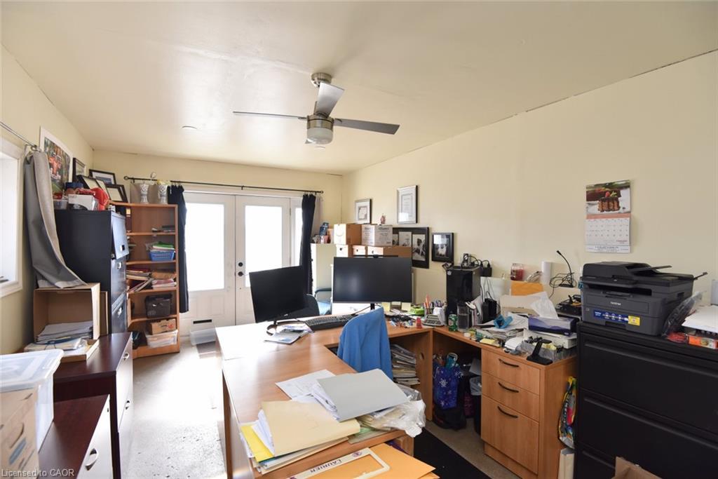 682 Mohawk Road W Property Photo 25