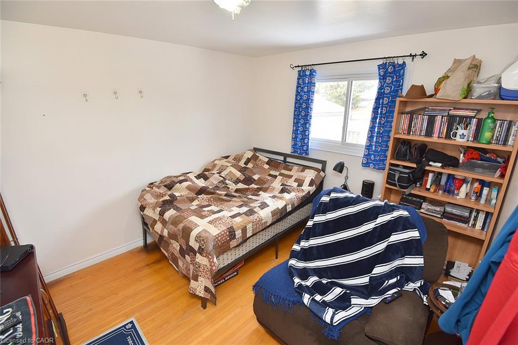 682 Mohawk Road W Property Photo 30