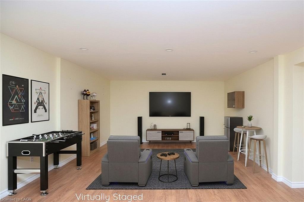 682 Mohawk Road W Property Photo 39