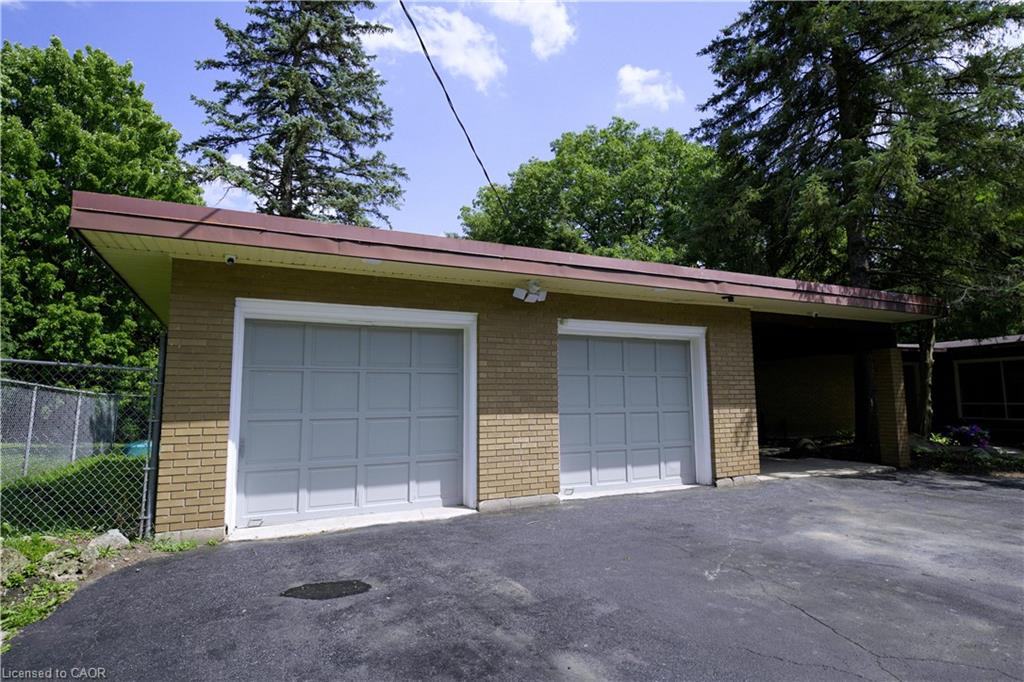 560 Crane Court Property Photo 8