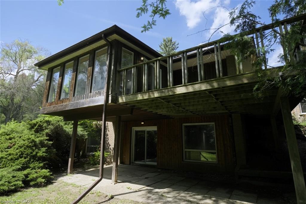 560 Crane Court Property Photo 35
