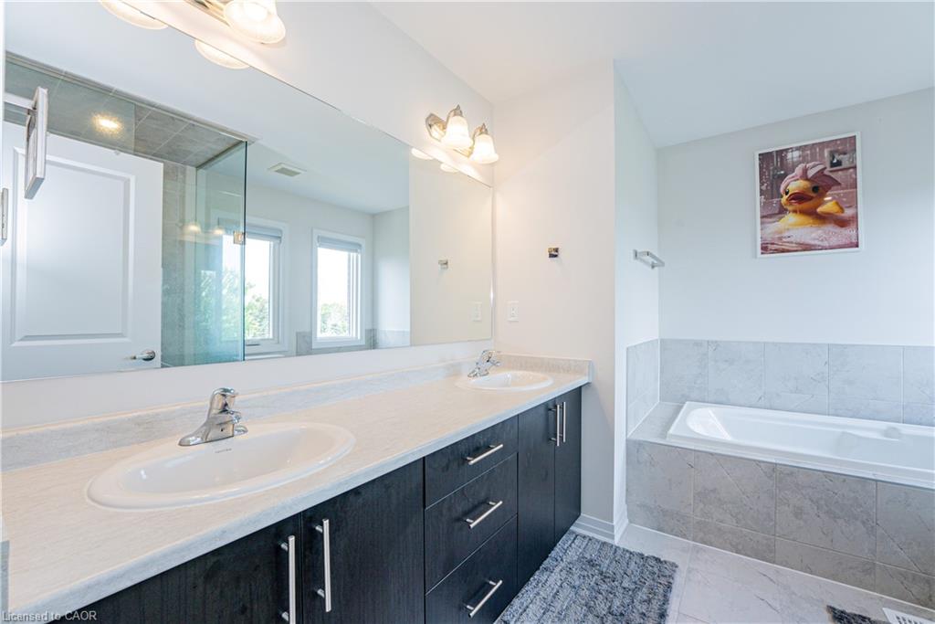 15 Tyler Ave Avenue Property Photo 29