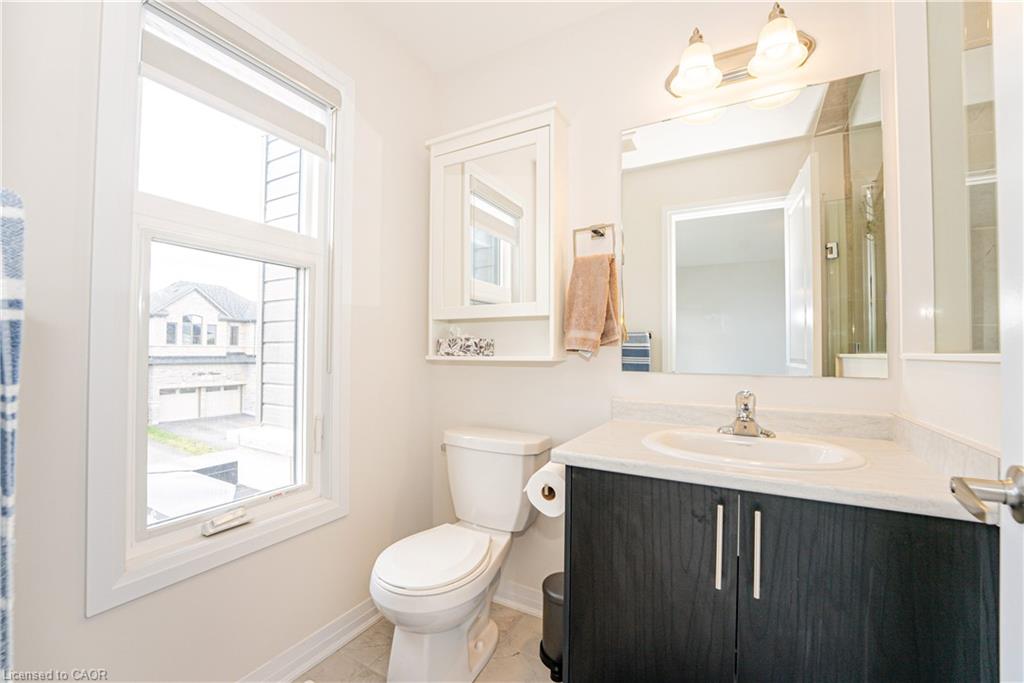 15 Tyler Ave Avenue Property Photo 33