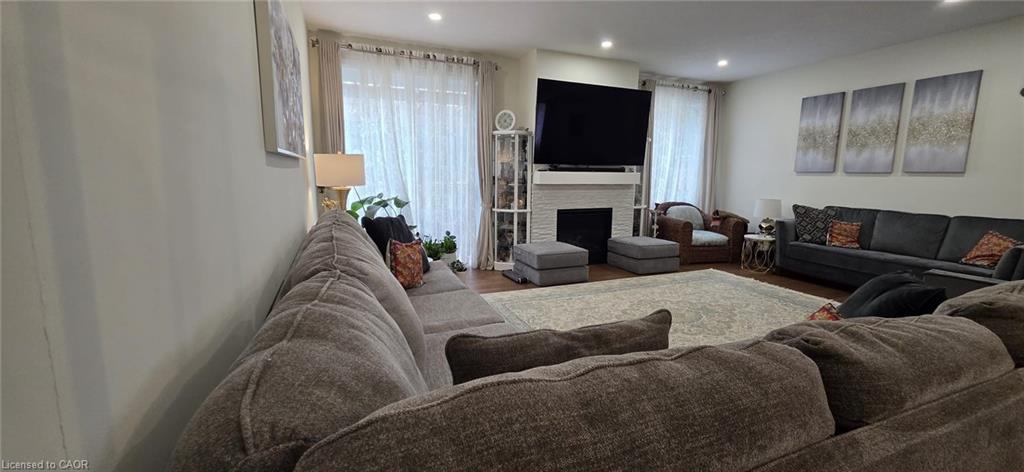 1156 Swan Street Property Photo 13