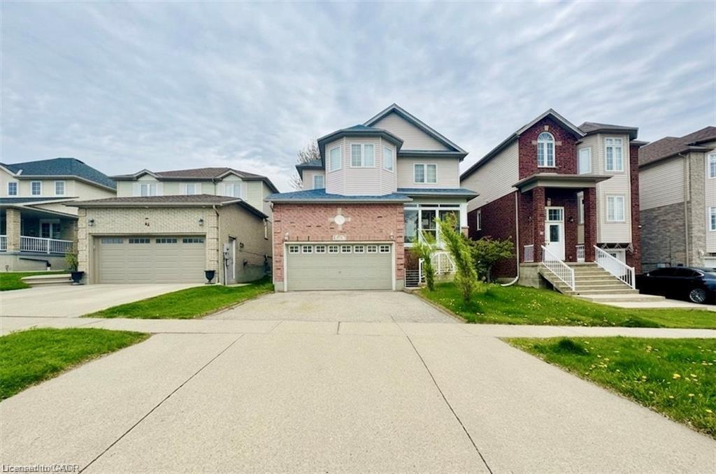 40 Lena Crescent Property Photo 1