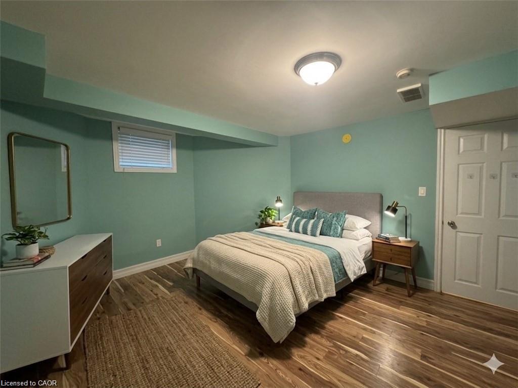 40 Lena Crescent Property Photo 5