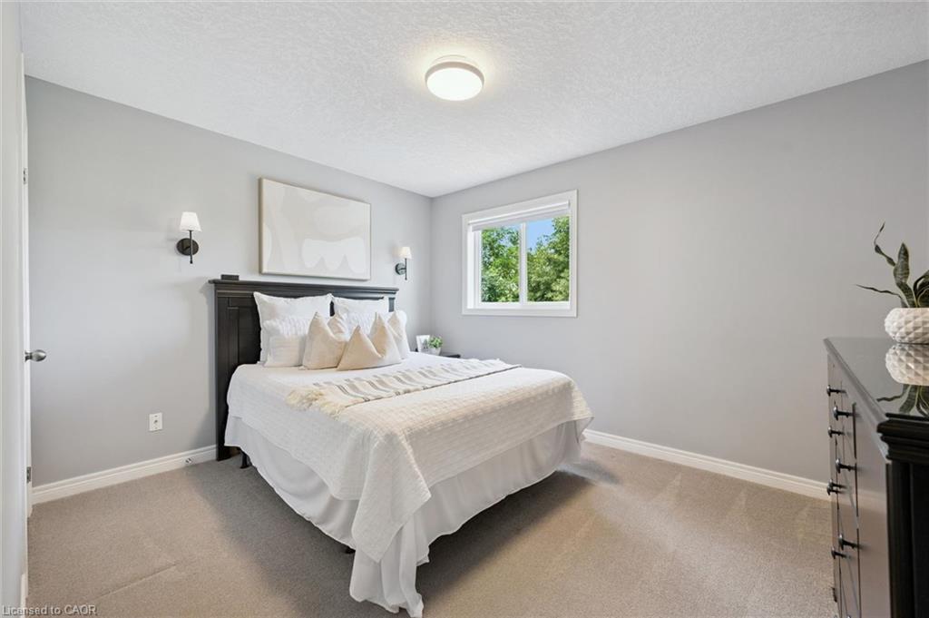 79 Wadsworth Crescent Property Photo 30