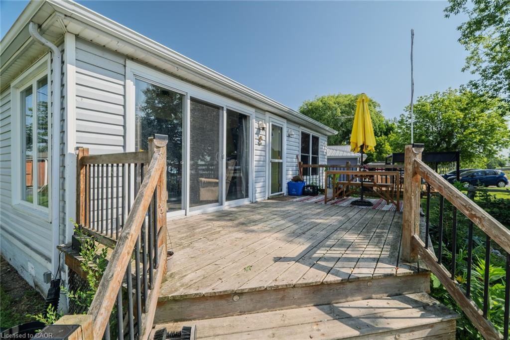 325 Blue Water Parkway Property Photo 6
