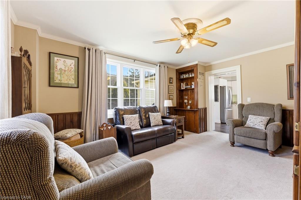 9 Willow Street Property Photo 13