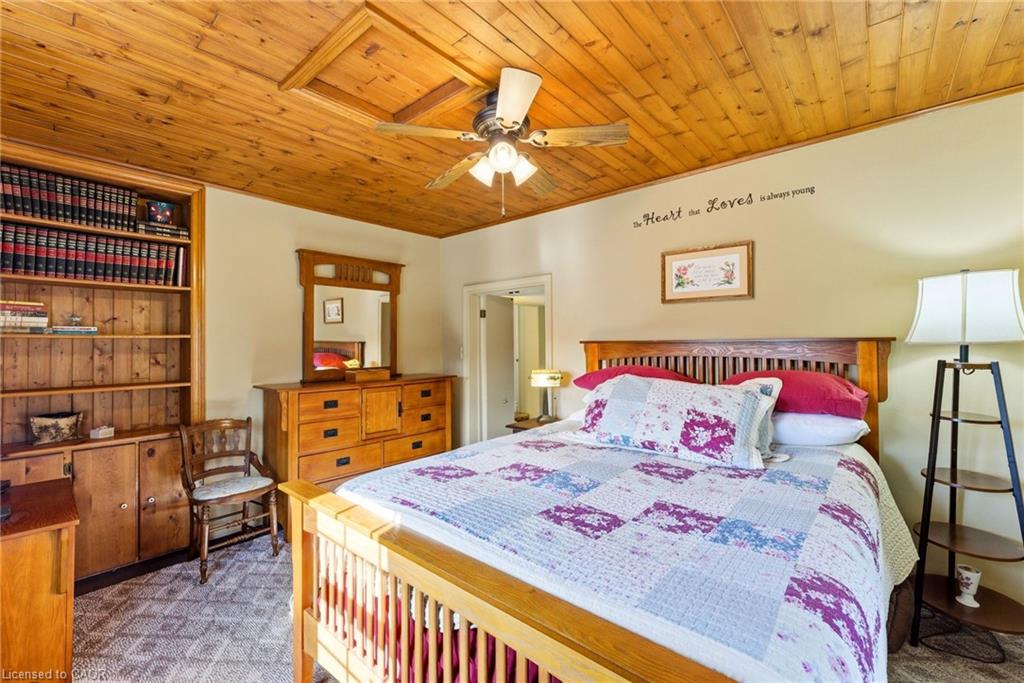 9 Willow Street Property Photo 15