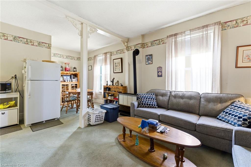 9 Willow Street Property Photo 30
