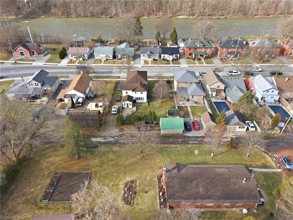 9 Willow Street Property Photo 47