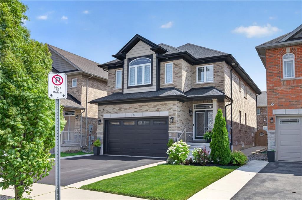 5 Narbonne Crescent Property Photo 3