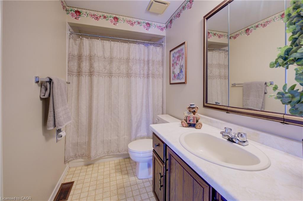 4-493 Beechwood Drive Property Photo 27