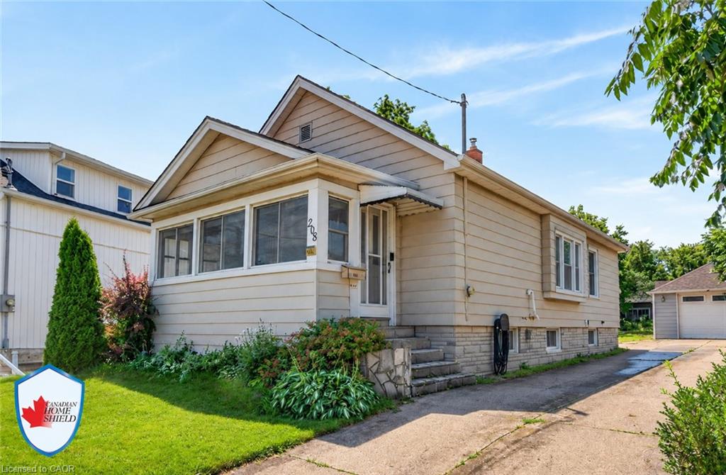 208 Carlton Street Property Photo 1