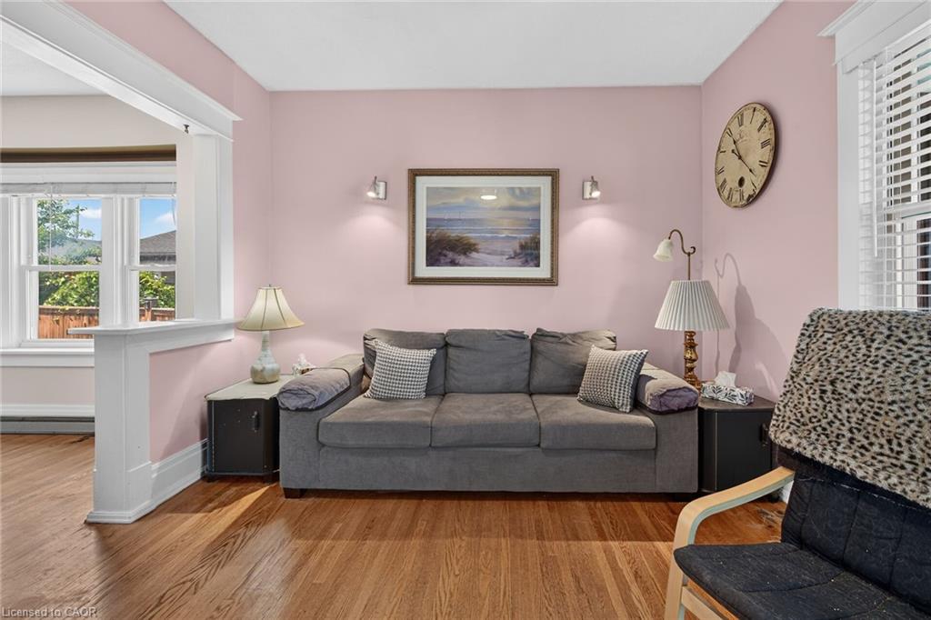 208 Carlton Street Property Photo 19