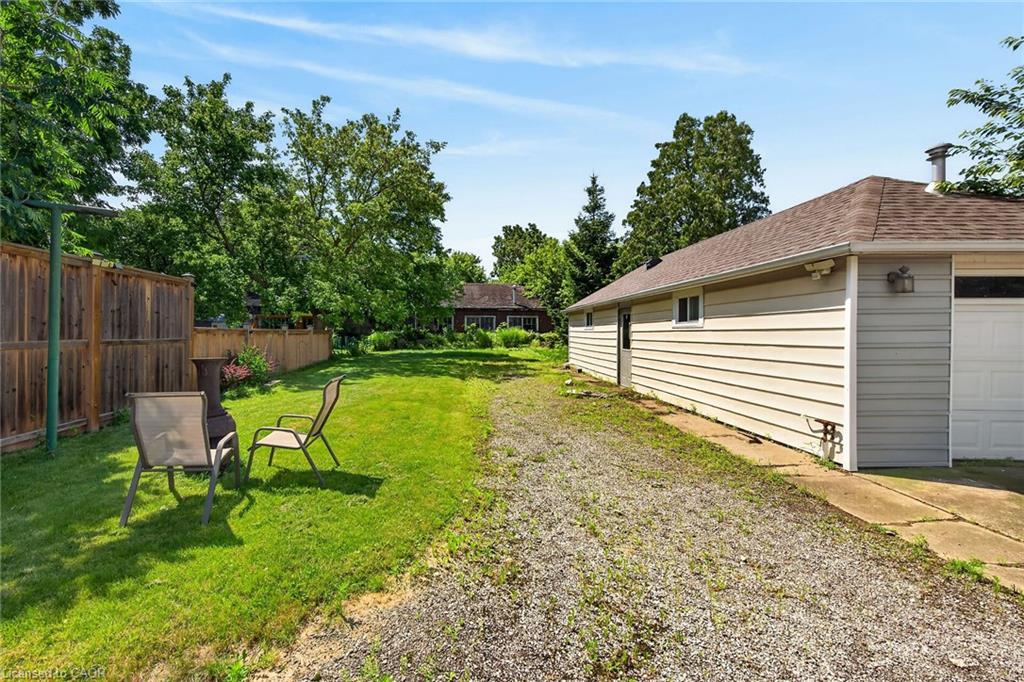 208 Carlton Street Property Photo 39