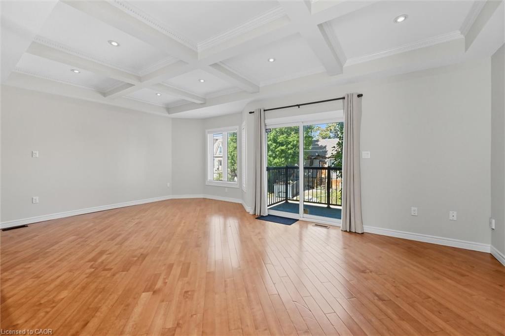 88 Wood Street E Property Photo 8