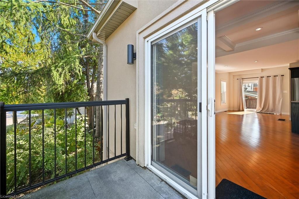 88 Wood Street E Property Photo 9