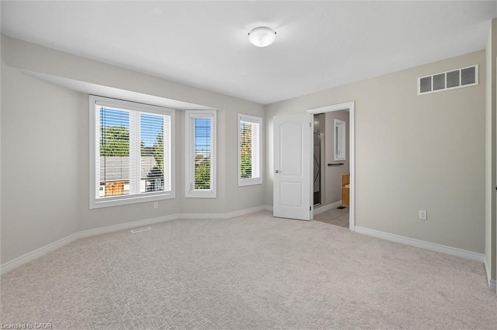 88 Wood Street E Property Photo 13
