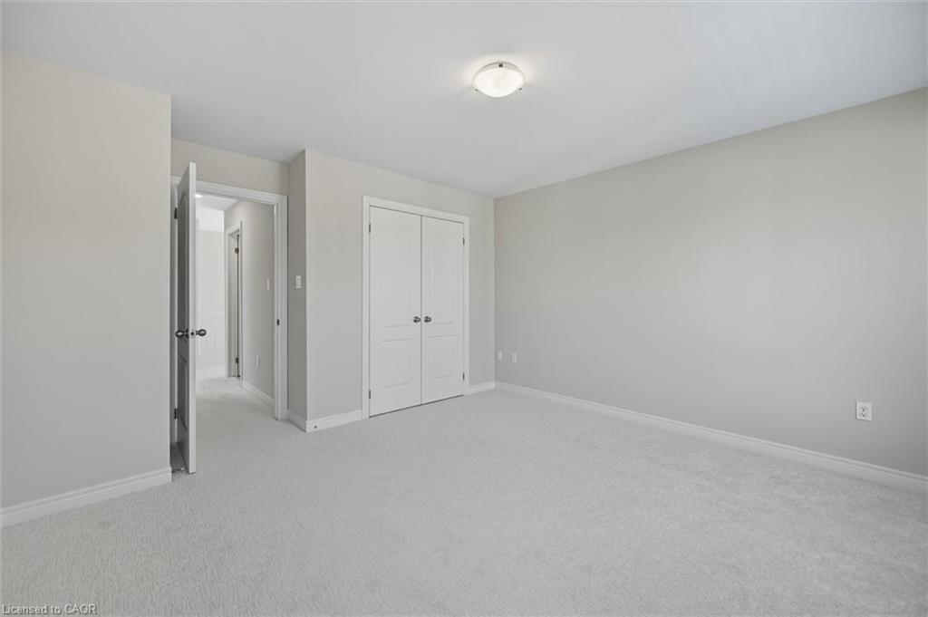 88 Wood Street E Property Photo 14