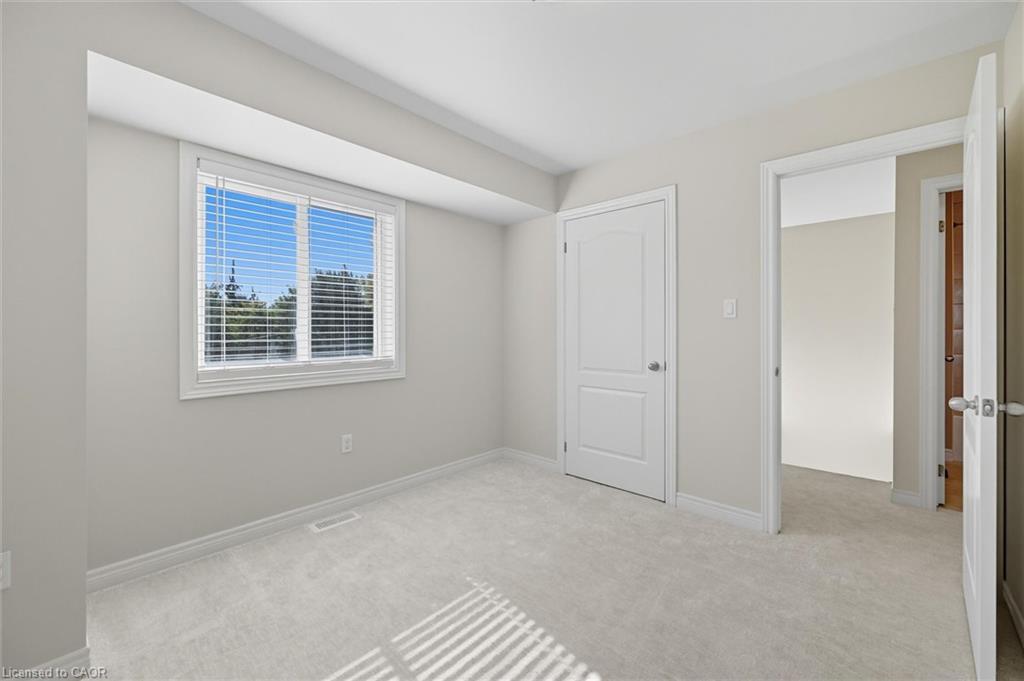 88 Wood Street E Property Photo 20