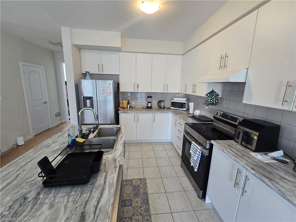 14 Lilac Circle Property Photo 8