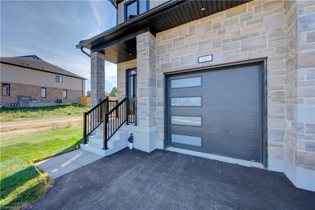 161 Dunnigan Drive Property Photo 3