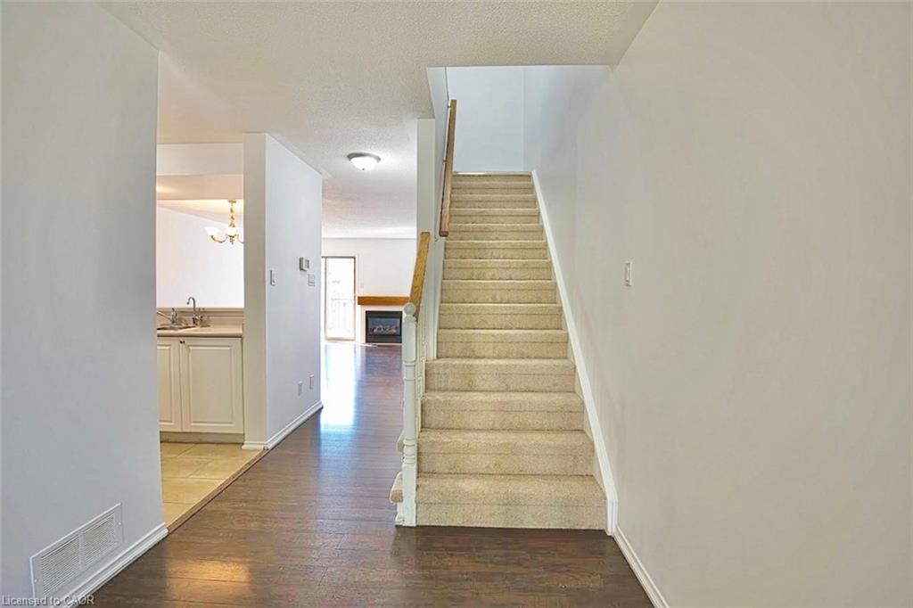 37-230 Blackhorne Drive Property Photo 4