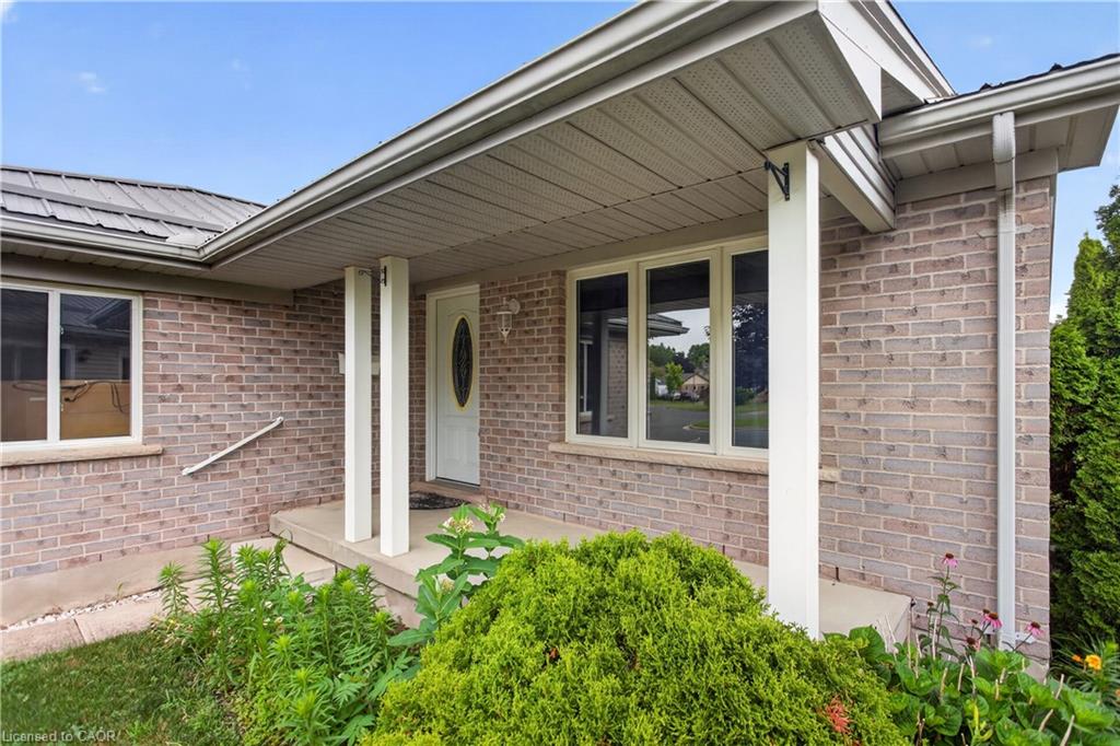 15 Erin Court Property Photo 2
