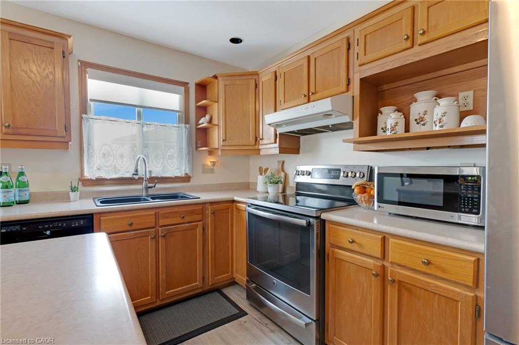 15 Erin Court Property Photo 12