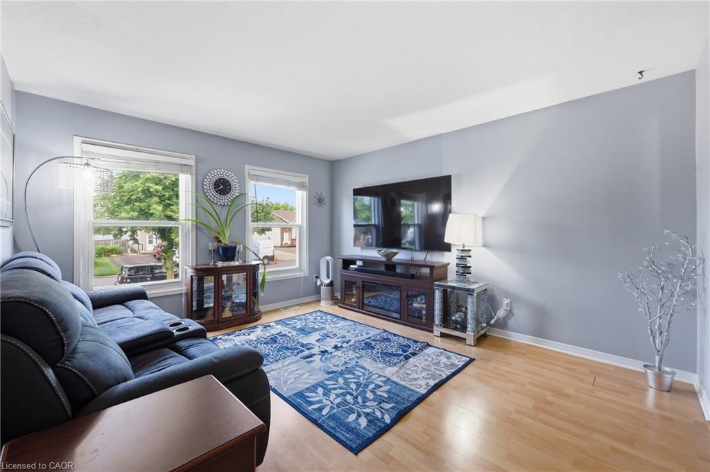 5709 Deerbrook Street Property Photo 4